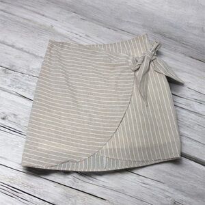 Reverse Beige Striped Mini faux wrap Skirt sz medium